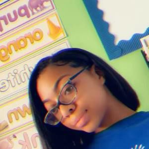 Meet your Posher, Makayla